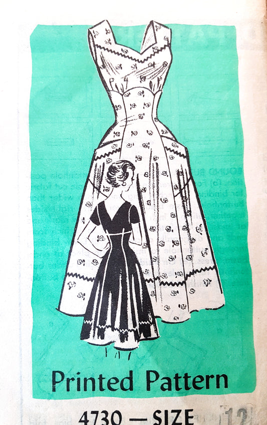 1950s PRETTY Dress Pattern MAIL ORDER 4730 Beautiful Design, Large Pockets, V Back, Bust 32 Vintage Sewing Pattern FF
