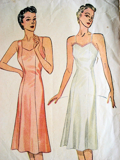 1930s LOVELY Slips Pattern SIMPLICITY 3076 Two Style Versions, Bust 32 Simple To Make Vintage Sewing Pattern