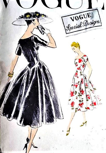 1950s STUNNING Cocktail Party Evening Dress Dress VOGUE Special Design 4700  Figure Flattering Design Bust 30 Vintage Sewing Pattern
