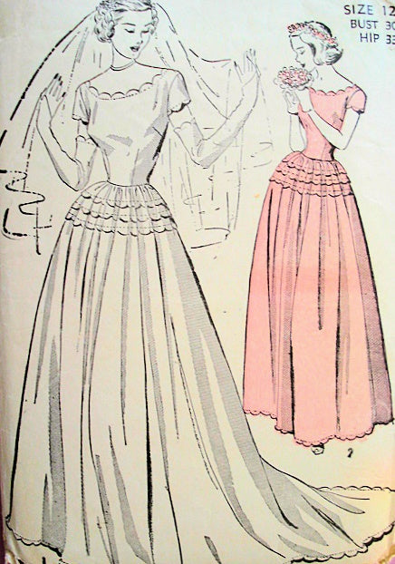1940s ROMANTIC Wedding Dress Bridal Gown with Matching Gloves Pattern ADVANCE 4819 Two Beautiful Versions, Bust 34 Vintage Sewing Pattern