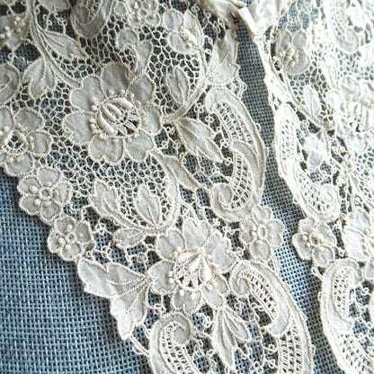 BEAUTIFUL Vintage Lace Collar, Perfect For Heirloom Sewing, Bridal Wedding Lace, Suitable To Frame, Collectible Vintage Lace