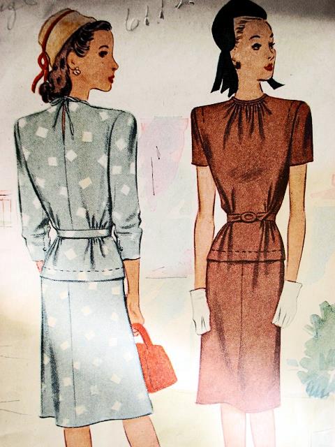 1940s PRETTY DRESS PATTERN McCALL 6112