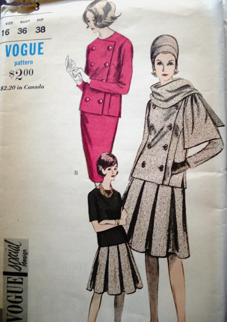 1960s  SUIT BLOUSE SCARF PATTERN 2 SKIRT STYLES VOGUE SPECIAL DESIGN 6123