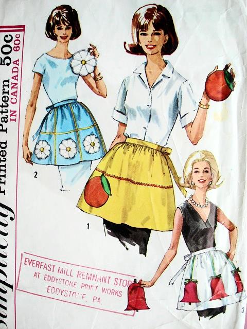 60s HALF APRONS and POTHOLDERS PATTERN SIMPLICITY 6251