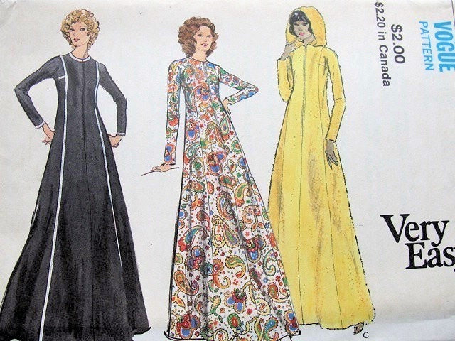 1970s Robe Hostess Gown Pattern Very Easy Very VOGUE 8154 Classy Design, Hood Option, Bust 38 Vintage Sewing Pattern FACTORY FOLDED