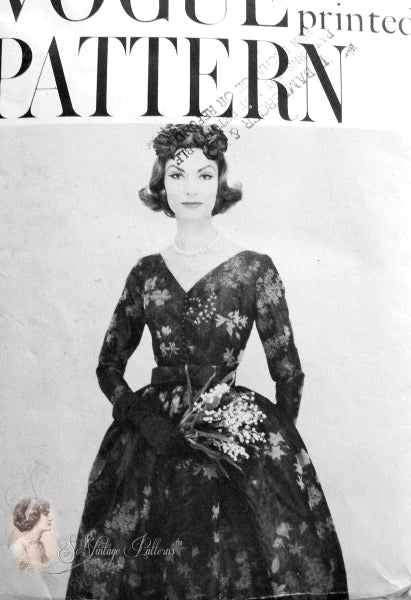 1950s GORGEOUS V Neckline Evening Cocktail Party Dress Pattern VOGUE 9452 Flattering Front Inverted Pleat Full Skirt, Bust 32 Vintage Sewing Pattern