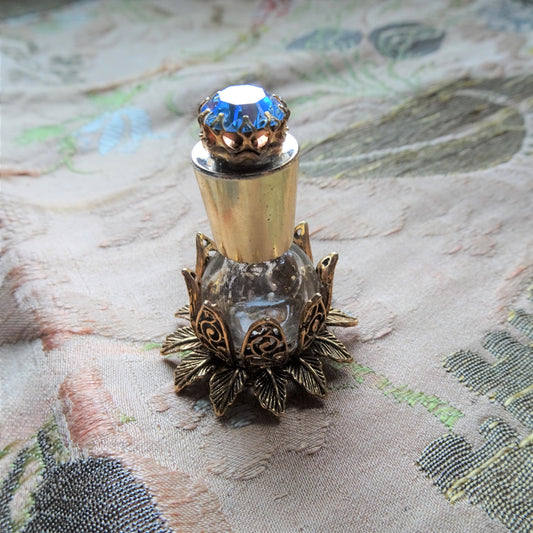 BEAUTIFUL vintage Jeweled Perfume Bottle, Florenza Gilt Metal Filigree Encased, Sparkling Blue Glass Stone, Lovely Decorative Vintage Scent Bottle