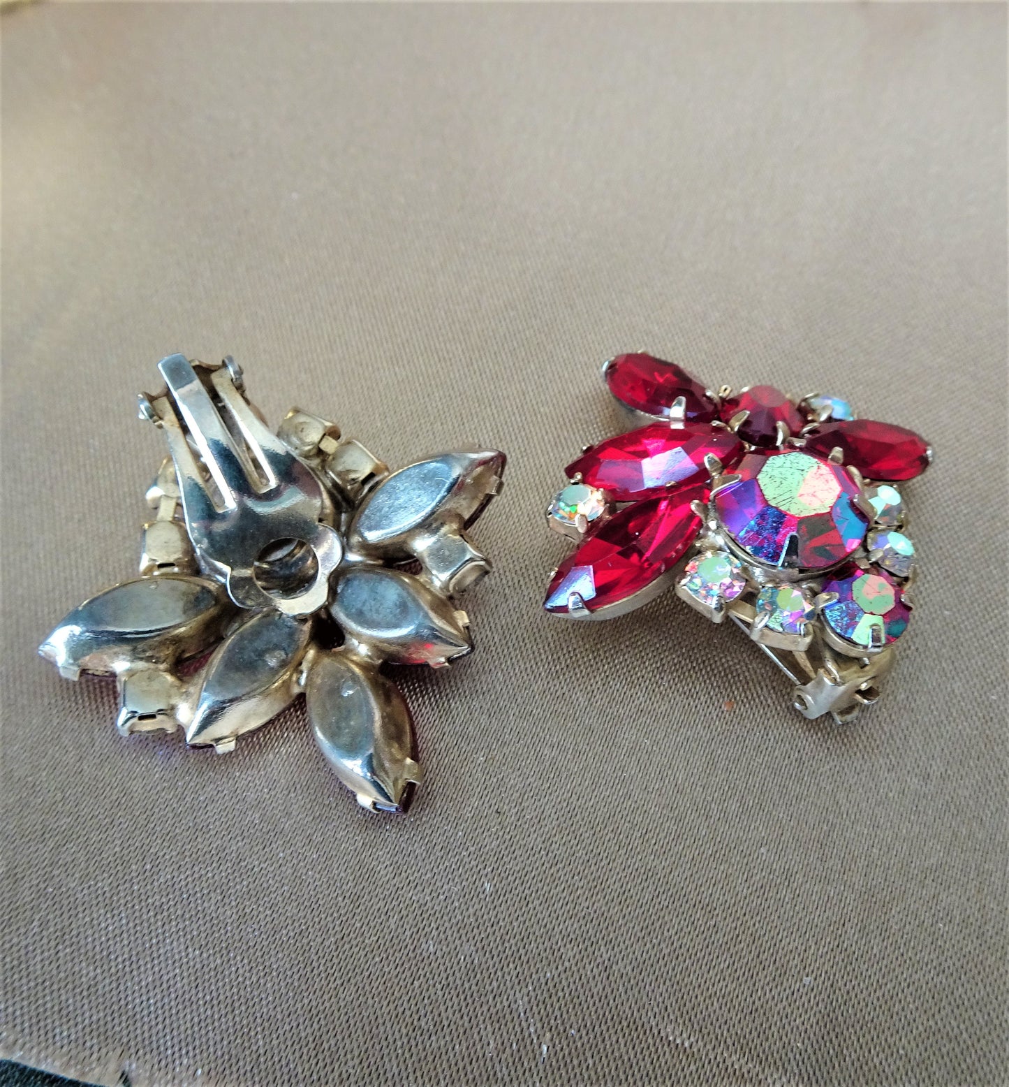 STRIKING Vintage AB and Ruby Red Glass Rhinestone Earrings, Lovely Sparkling Red Art Glass Earrings, Mid-Century Clip On Earrings,Collectible Jewelry