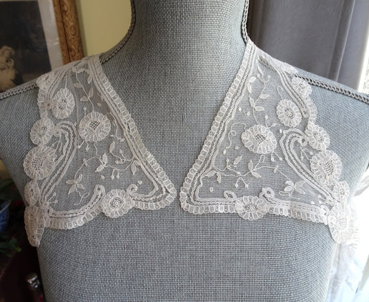 GORGEOUS Antique handmade Brussels Applique lace Collar,Two Large Collar Panels,For Heirloom Sewing,Collectible Antique Lace
