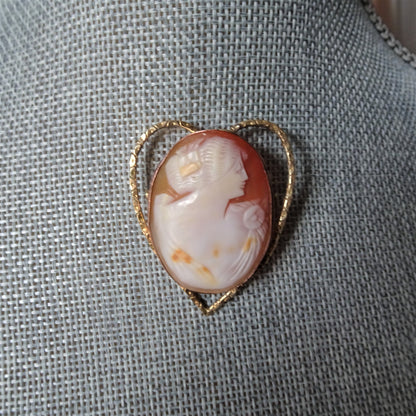 BEAUTIFUL Antique Cameo Brooch or Necklace, Hand Carved Shell Cameo, HEART Shape Setting, Collectible Antique Cameos, Vintage Jewelry