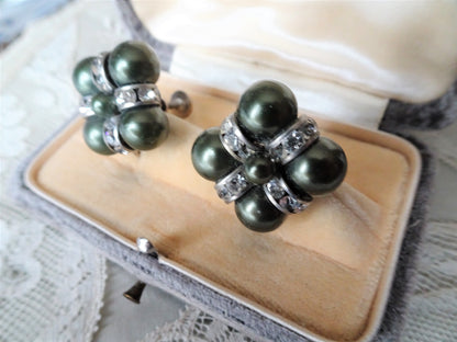 LOVELY Vintage Earrings, Mid Century Green Faux Pearls and Sparkling Glass Earrings, Screw Back Earrings, Collectible Vintage Jewelry