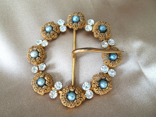 GORGEOUS Vintage Belt Buckle, Beautiful Filigree Metal with Gray Faux pearls and sparkling Glass Stones Sash Belt, Mid Century Vintage Dress Buckle, Collectible Buckles