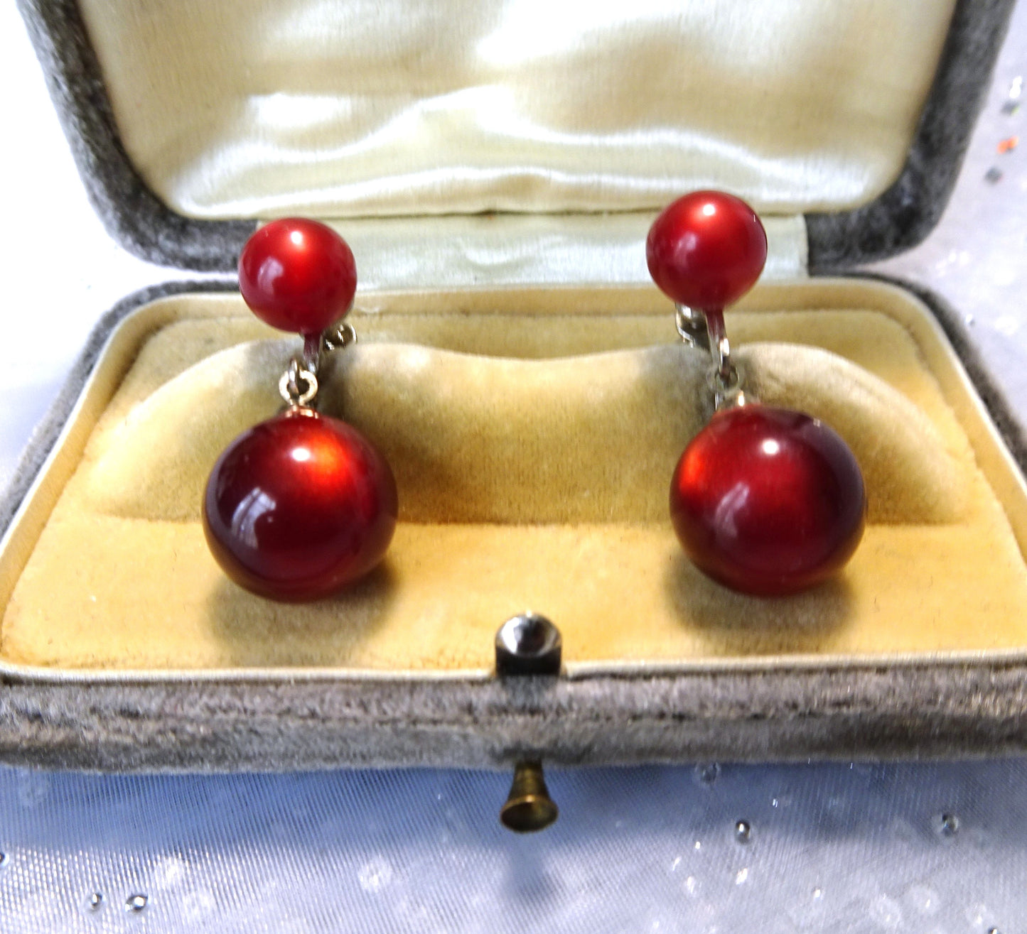 LOVELY Glowing Moonglow Earrings, Striking Ruby Red Earrings, Drop Earrings, Collectible Vintage Jewelry