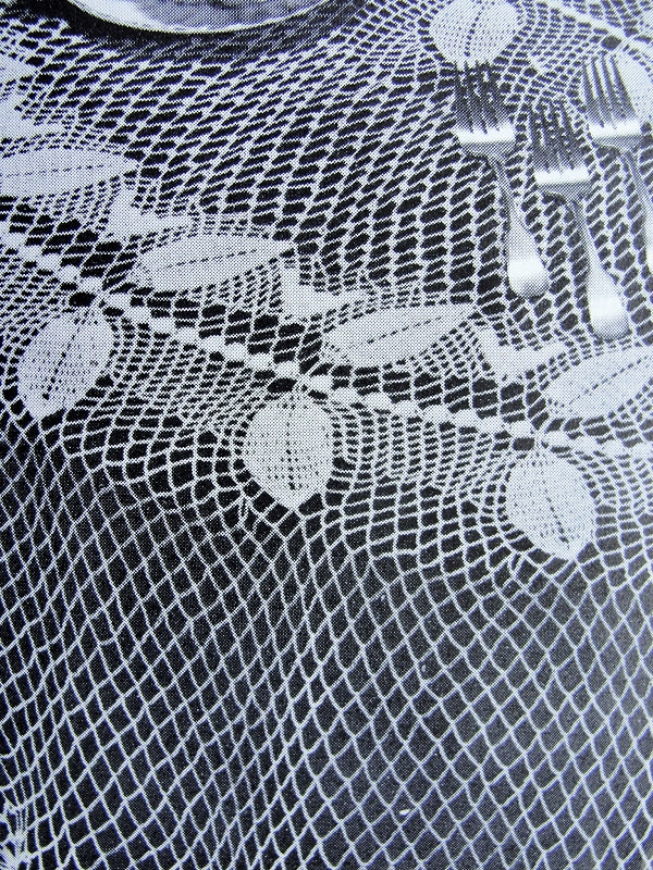 INSTANT DOWNLOAD PDF Lovely Heirloom Lace Crocheted ROUND Tablecloth Vintage Crochet Pattern Garland of Leaves Pattern
