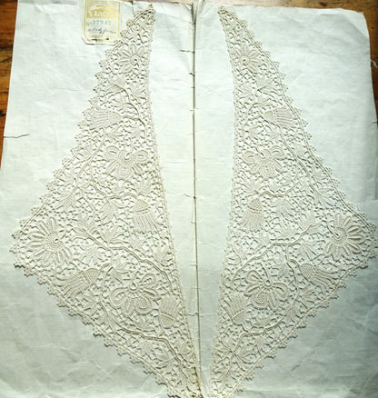 GORGEOUS Antique Lace Collar,Salesman's Sample,On Original Paper With Label,Irish Pattern Lace,Heirloom Sewing or Frame It, Collectible Lace