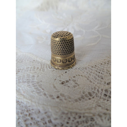 SWEET Victorian Young Girls Thimble, Lovely Engraved Antique Thimble, Collectible Thimbles, Vintage Sewing Tools, Needlework Tools
