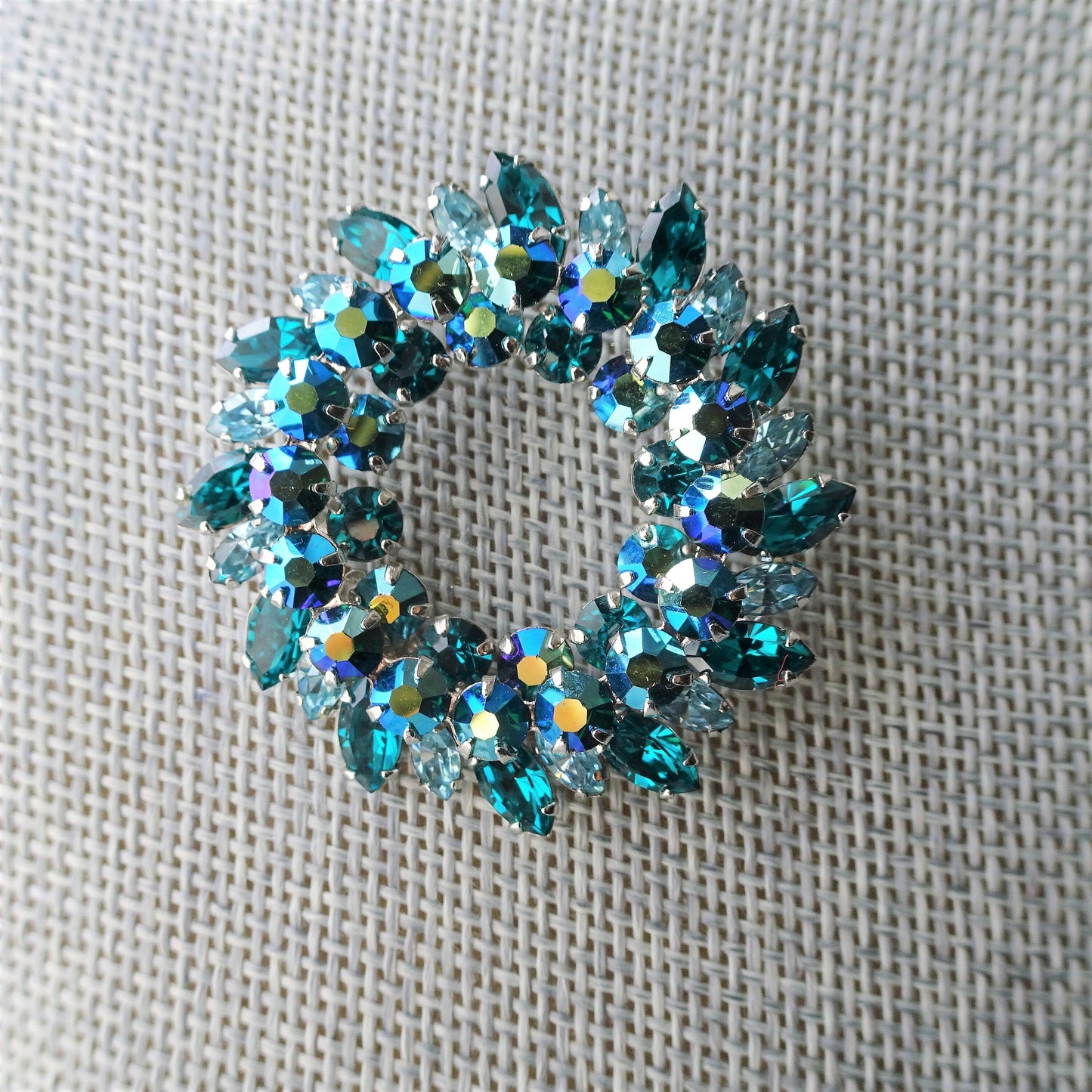 STRIKING Sherman Signed Brooch,Swarovski Peacock Blue Aurora Borealis Turquoise Glass, Collectible Mid Century Jewelry