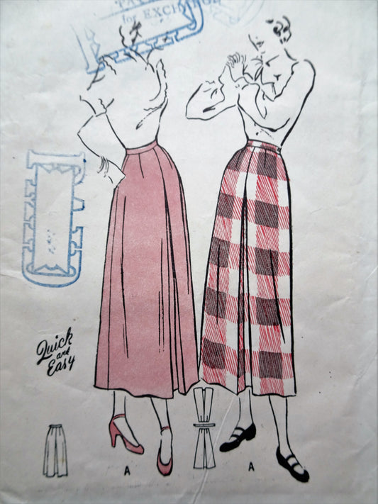 1940s CLASSY Skirt Pattern BUTTERICK 4621 Long Inverted Pleat Detail Front and Back, Waist 26,Quick and Easy Vintage Sewing Pattern