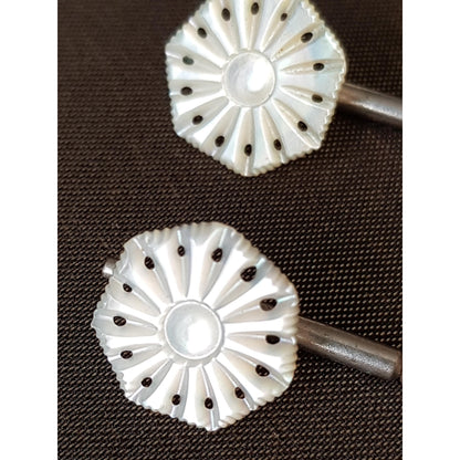 BEAUTIFUL Antique Hand Carved Shirt Blouse Stud Buttons,Lustrous Carved Mother of Pearl Buttons,Set of 3,Collectible Vintage Buttons Jewelry