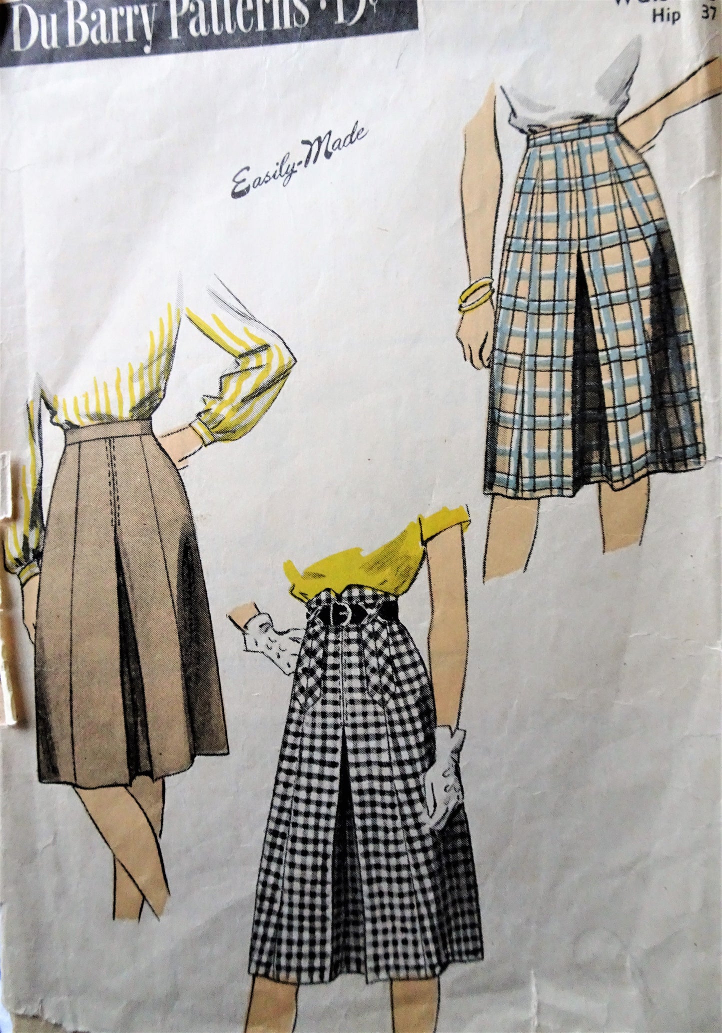 1940s CLASSIC Skirt Pattern Du Barry 6142 Three Versions, Inverted Pleats, Waist 28 Easily Made Vintage Sewing Pattern