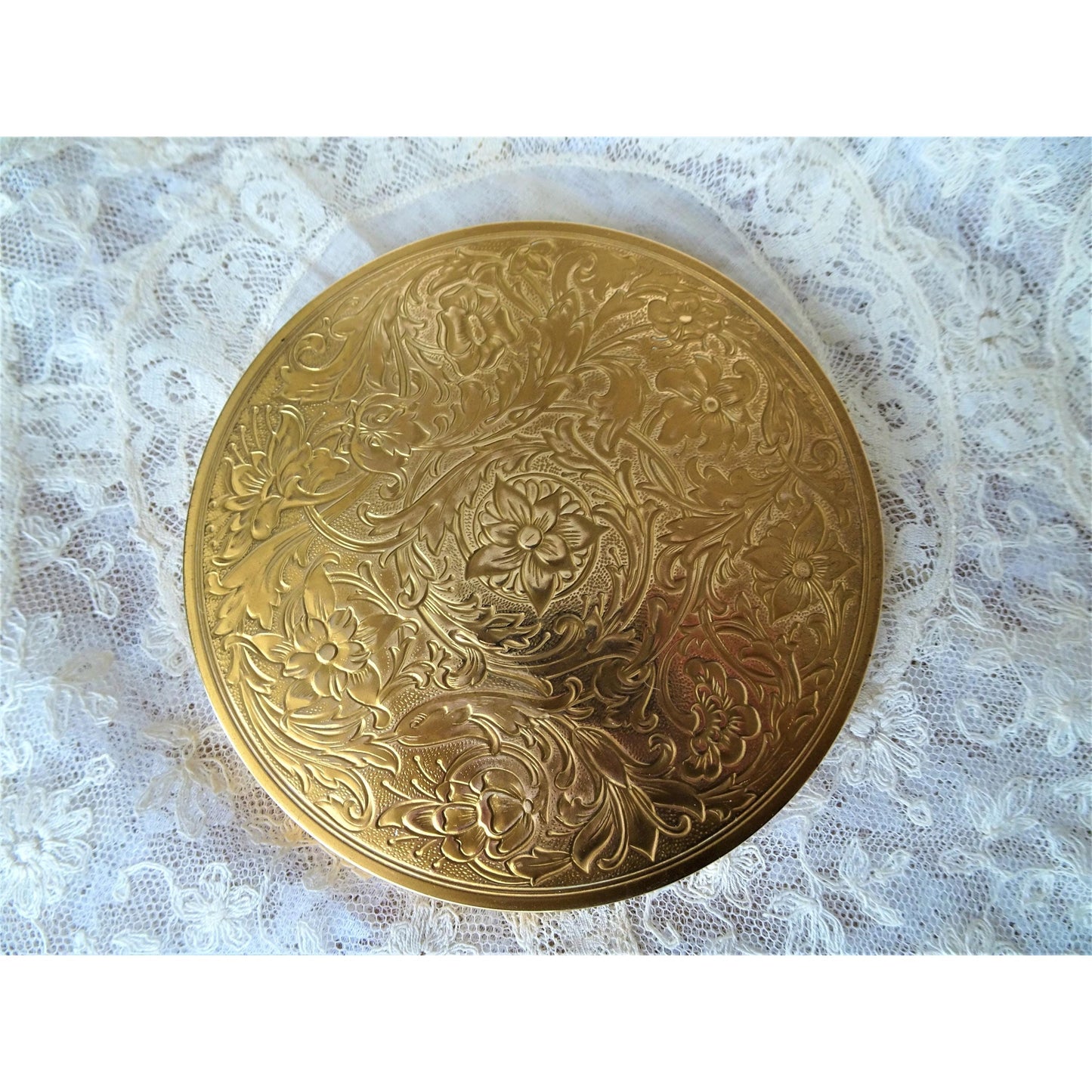 STUNNING Huge Art Deco Powder Compact, Lovely Floral Engraved Front Art Deco Pattern On Back, Gorgeous Vintage Compact,Collectible Compacts