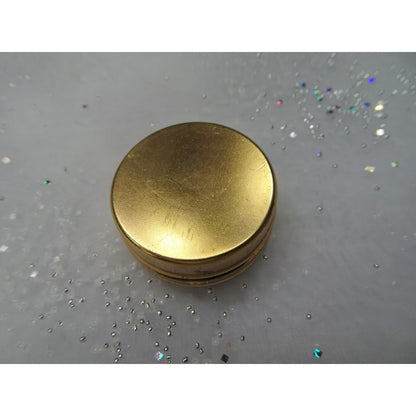 ROMANTIC 1920s Powder Compact,Cherubs and Flower Basket, Gold Tone Embossed Metal Box, Vanity Items, Collectible Powder Compacts