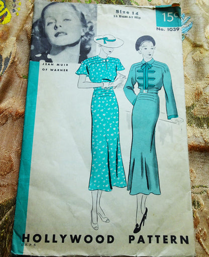 STUNNING 1930s Frock Dress Pattern HOLLYWOOD 1039 Features Starlet Jean Muir Beautiful Day or Cocktail Dinner Dress, Easy To Sew Dress Bust 32 Vintage Sewing Pattern