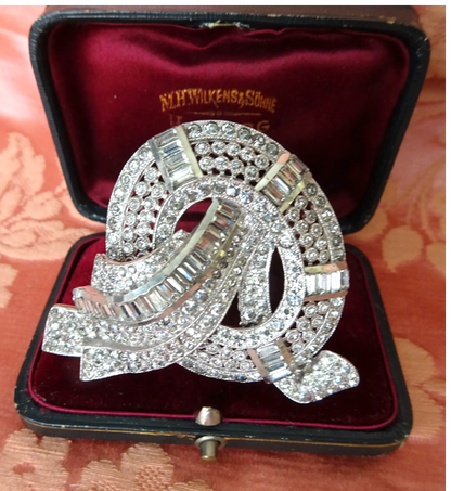 FABULOUS Art Deco Large Brooch, Sparkling Diamanté Glass Stones, Strong 20s Design, Beautiful Pin, Collectible Vintage Jewelry
