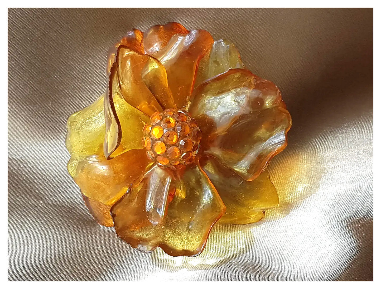 BEAUTIFUL Vintage Cellulose Acetate Flower Brooch, Book Piece, Stunning Statement Brooch, Rhinestone Center, Flower Pin, Collectible Jewelry