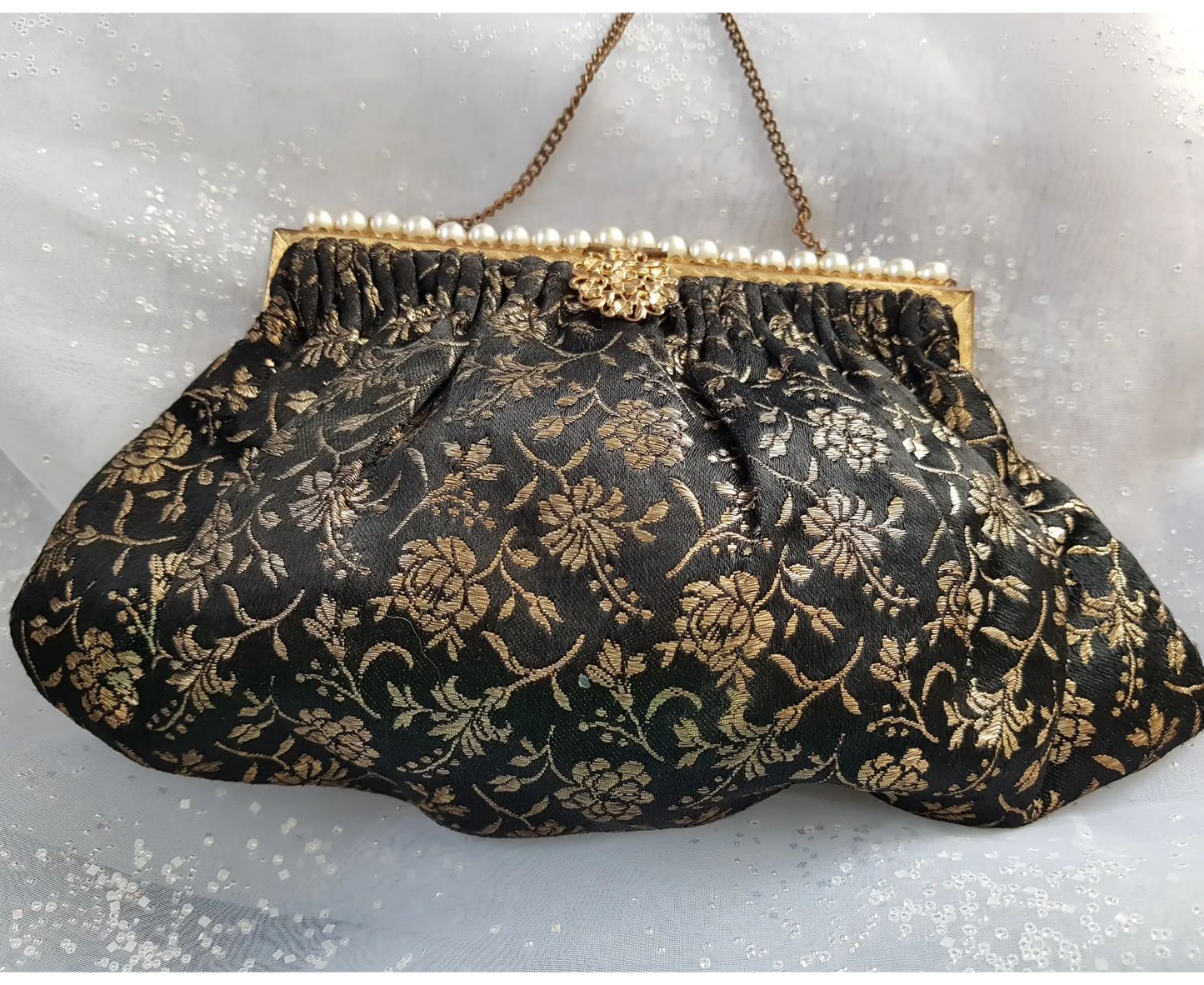 GORGEOUS Art Deco Brocade Purse, French Evening Bag,Gold and Black Brocade,Gold Filigree Closure,Pearl Decoration,Collectible Antique Purses