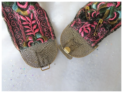 ANTIQUE French Belt,Filigree Gilt Silver Metal Buckle,LOVELY Embroidered Metal Fabric Belt,Beautiful Unique Belt,Collectible Vintage Buckles