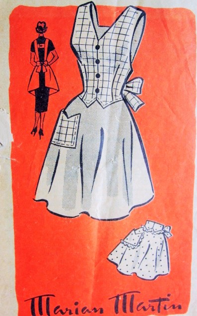 1950s CUTE Apron Pattern MARIAN MARTIN 9313 Full Bib or  Hostess Half Apron Medium Size Vintage Sewing Pattern