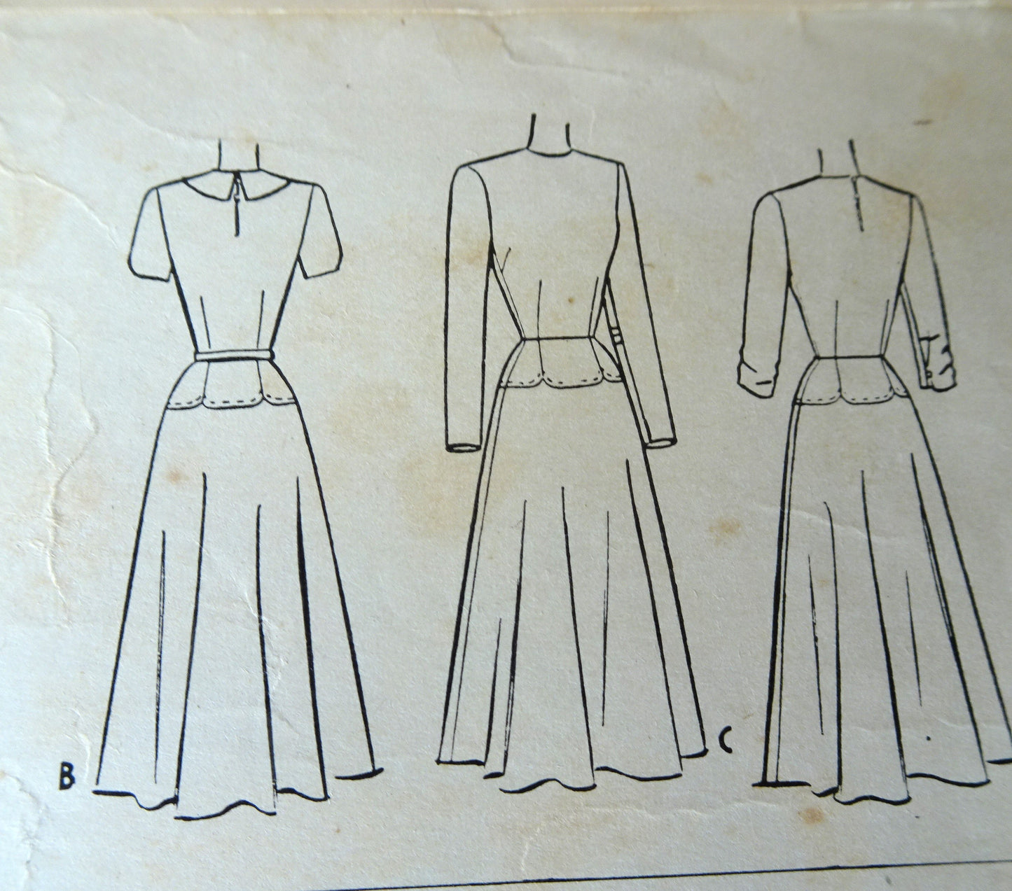 1940s STYLISH Dress Pattern McCALL 7368 Beautiful Dress Day or After 5, Bust 32 Vintage Sewing Pattern