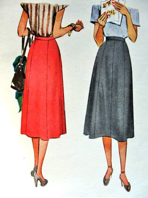 1940s Skirt Pattern McCall 7039 Eight Gore Skirt Classic Style Waist 26 Vintage Sewing Pattern