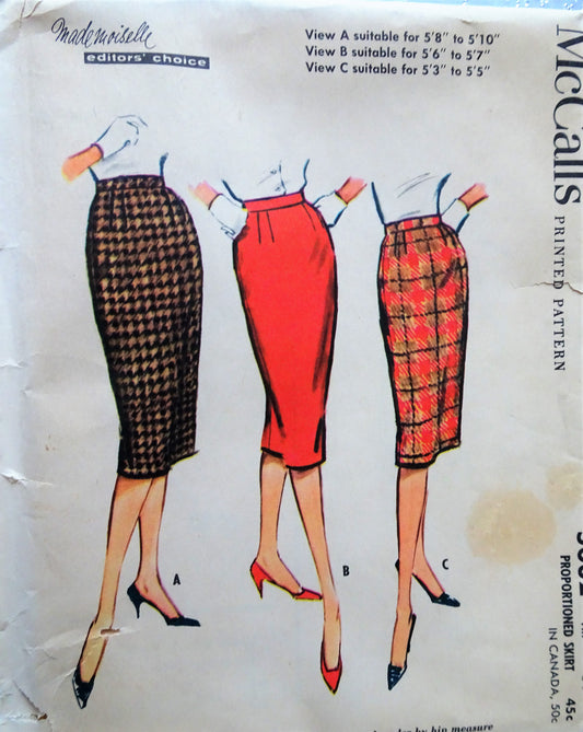 1950s CHIC Slim Skirt Pattern McCALLS 5082 Proportioned Skirt, Waist 25 Vintage Sewing Pattern FF