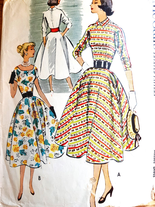 1950s PRETTY Flared Dress Pattern McCALLS 8987 Flattering Design in 2 Versions Bust 32 Vintage Sewing Pattern