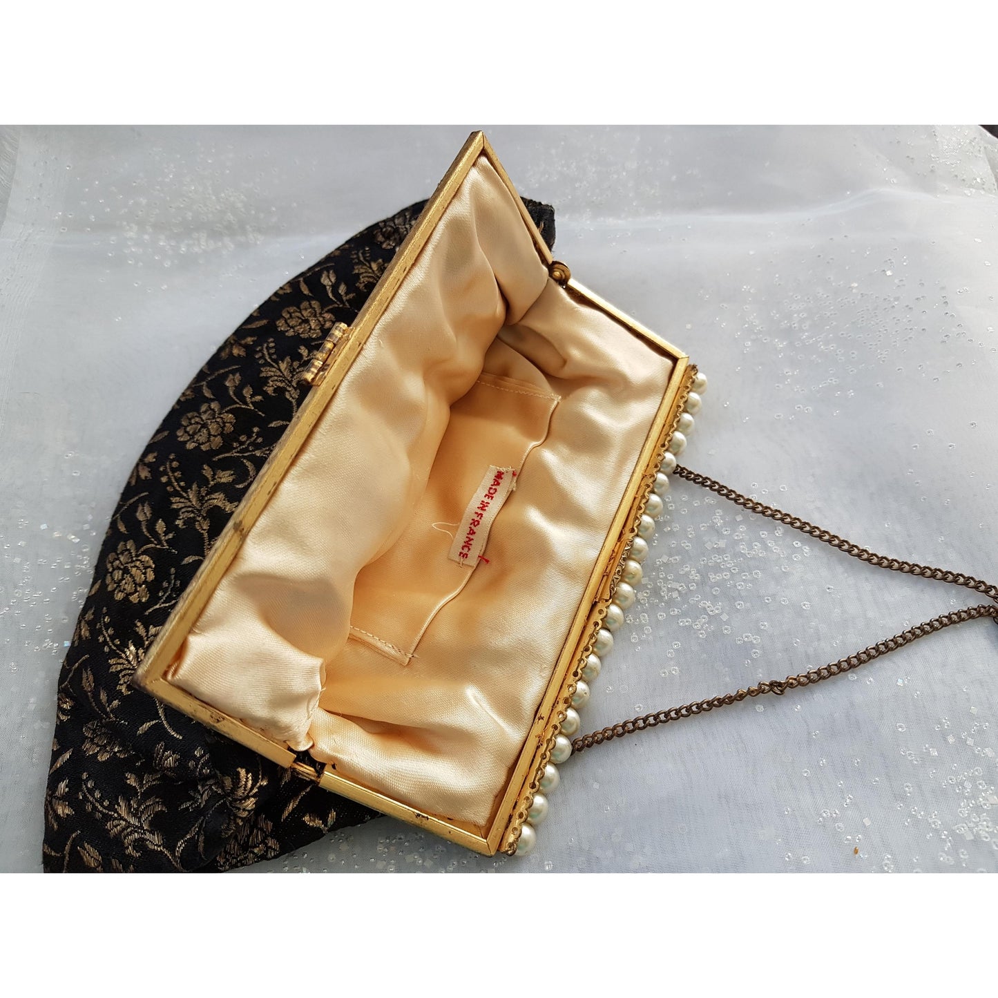 GORGEOUS Art Deco Brocade Purse, French Evening Bag,Gold and Black Brocade,Gold Filigree Closure,Pearl Decoration,Collectible Antique Purses