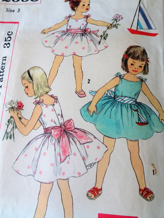 1950s SO SWEET Little Girls Dress and applique Pattern SIMPLICITY 2558 Big Wide Bow Sash, Bow Shoulders and Sailboat Applique Transfer,Children's Size 3, Simple To Make Vintage Sewing Pattern