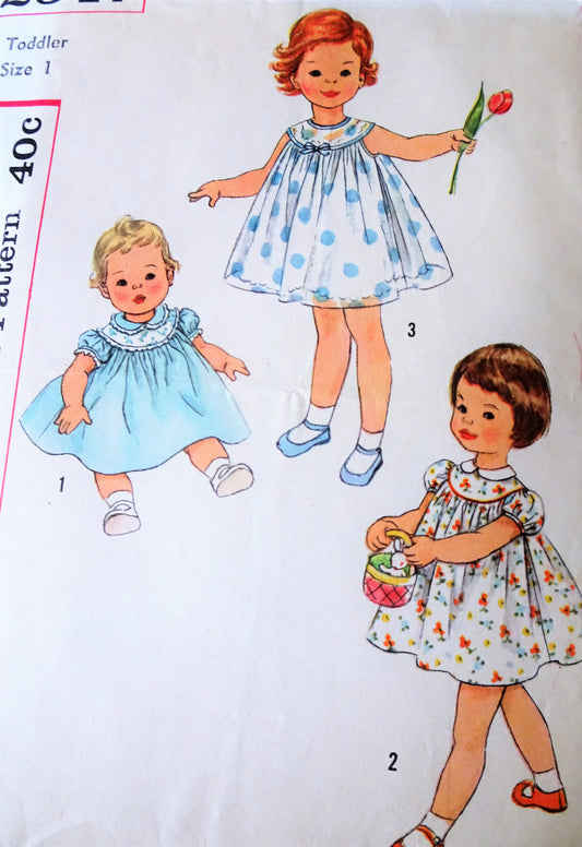 Late 1950s SWEET Toddler's Dress Pattern SIMPLICITY 2947 Three Cute Styles ,Little Girls Size 1 Vintage Children's Sewing Pattern