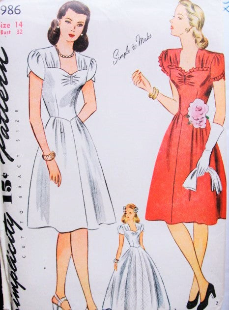 1940s Evening  Party Dress Gown Pattern SIMPLICITY 4986 Swing Era Sweetheart Neckline Tulip Sleeves  2 Lengths, Bust 30 Simple To Make Vintage Sewing Pattern