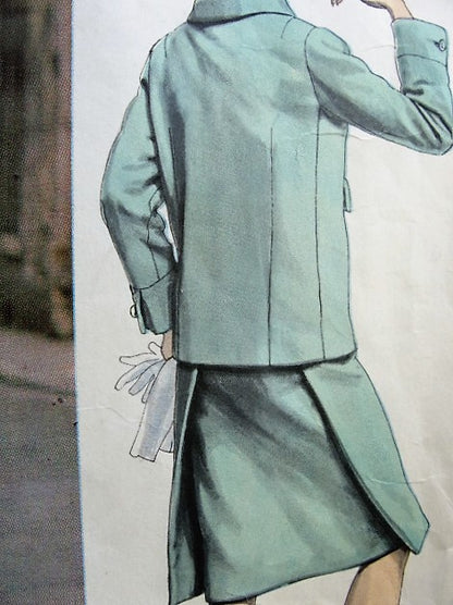 1960s MOD Patou Suit Pattern VOGUE PARIS Original 1482  Slim Skirt With Front Apron, Boxy Jacket Bust 34 Vintage Sewing Pattern