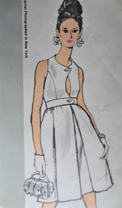 1960s LOVELY Cocktail Evening Party Dress Pattern VOGUE Americana 2170 High Waist Dress,Cutaway Arm Holes,Front Keyhole Cutout Bust 36 Vintage Sewing Pattern FF