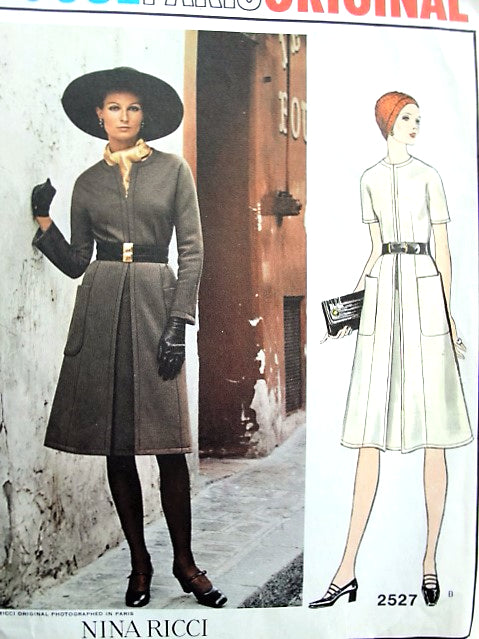 1970s NINA RICCI Stylish Dress Pattern VOGUE PARIS Original 2527 Day or After 5 Bust 34 Vintage Sewing Pattern