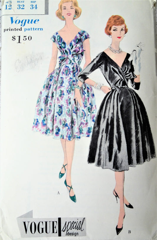 BEAUTIFUL Late 1950s Party Dress Pattern VOGUE Special Design 4019 Low V Neckline, Full Skirted Evening Cocktail Dress Bust 32 Vintage Sewing Pattern