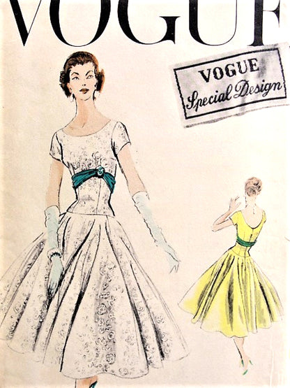 1950s DRAMATIC Circular Skirt Evening Party Dress Pattern VOGUE Special Design 4696 Beautiful Full Skirt With Elongated Bodice, Oval Front Neckline Low Back Bust Bust 32 Vintage Sewing Pattern