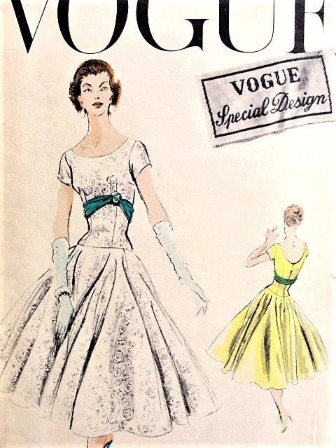 1950s DRAMATIC Circular Skirt Evening Party Dress Pattern VOGUE Special Design 4696 Beautiful Full Skirt With Elongated Bodice, Oval Front Neckline Low Back Bust Bust 32 Vintage Sewing Pattern