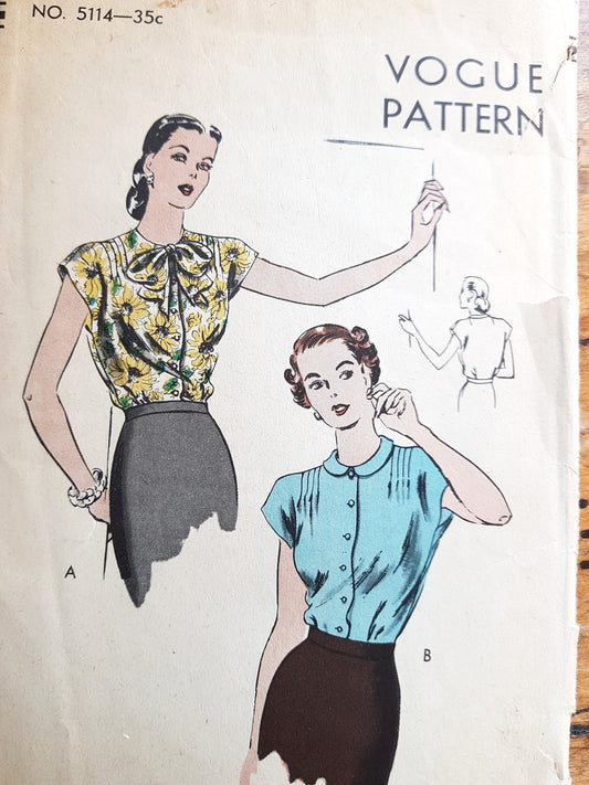 1940s LOVELY Blouse Pattern VOGUE 5114 PRETTY Tuck In Blouses Large Tie Bow or Small Collar Versions Bust 34 Vintage Sewing Pattern