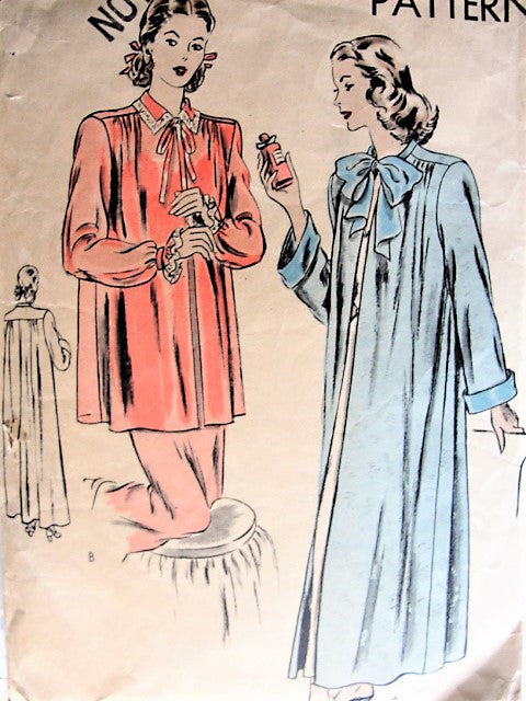 1940s Vintage CLASSY Long or Short Negligee Robe Lingerie Pattern VOGUE 5447  Easy To Sew, Bust  34-36 Vintage Sewing Pattern
