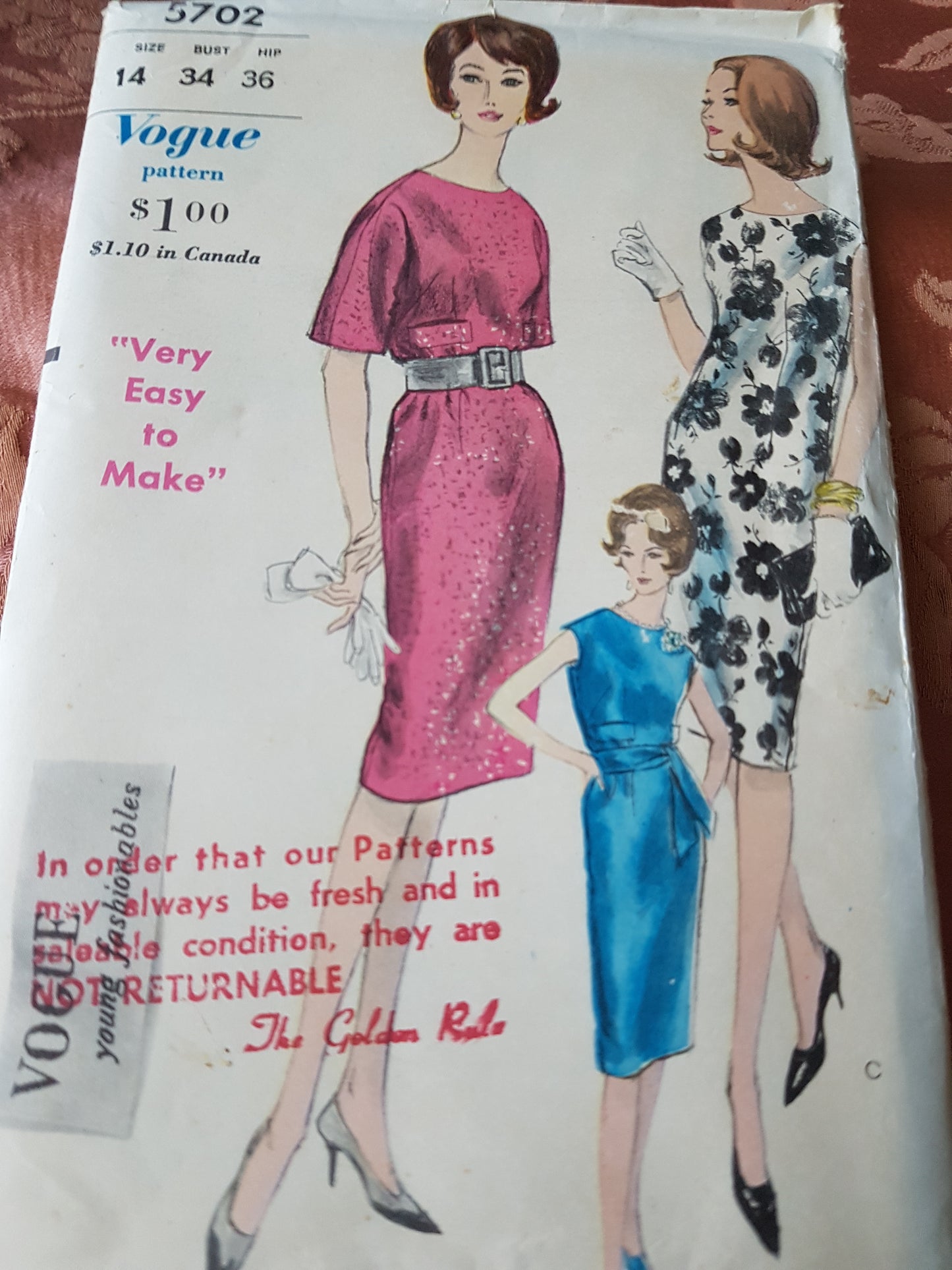 1960s SHEATH Dress Pattern VOGUE Young Fashionables 5702  Bust 34, Very Easy To Make Vintage Sewing Pattern FF