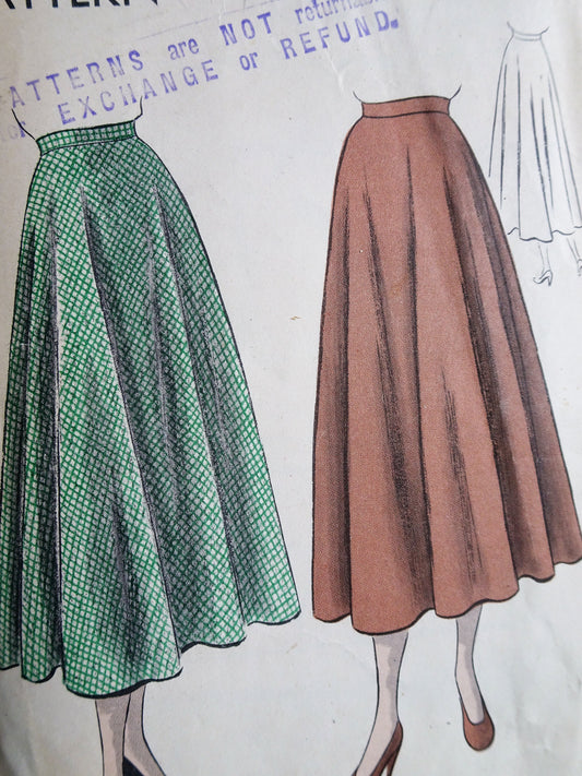 1950 LOVELY  Bias Cut Circular Skirt Pattern VOGUE 6576 Very Dior Design Waist 26, Easy To Make Vintage Sewing Pattern